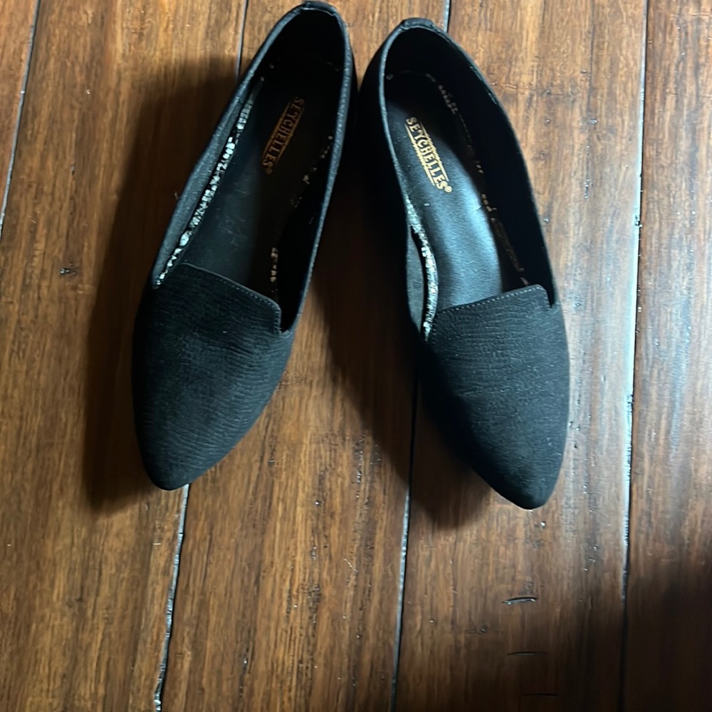 Seychellles very lightly worn.  Beautiful slip-on flats. Originally $119.00.